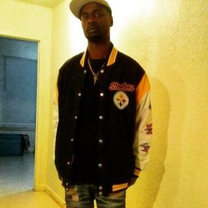 Meet your Posher, Lawrence